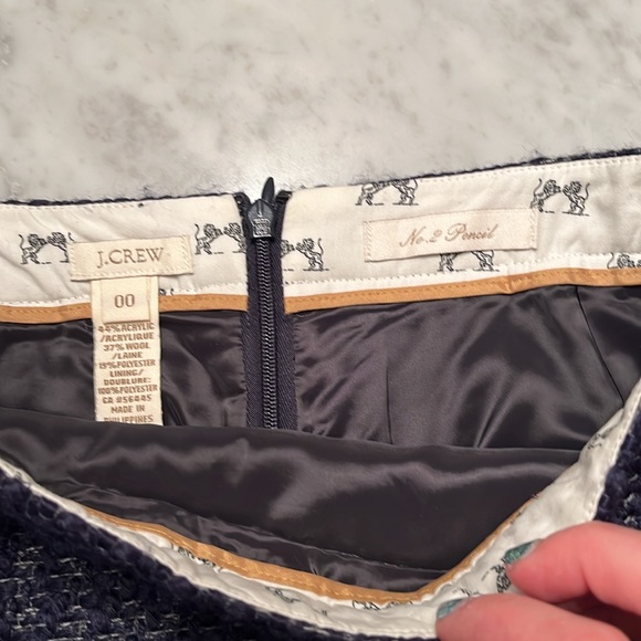 Beautiful navy blue wool J. Crew pencil skirt - Picture 2 of 6
